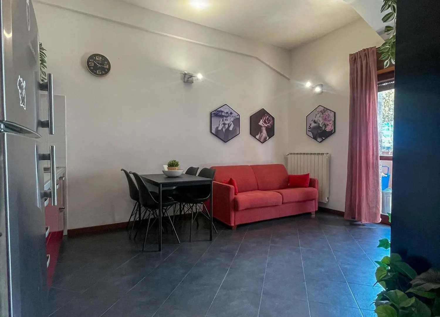Home In Town - Niguarda - Metro M3 Sotto Casa - Duomo In 12Min Милан Италия