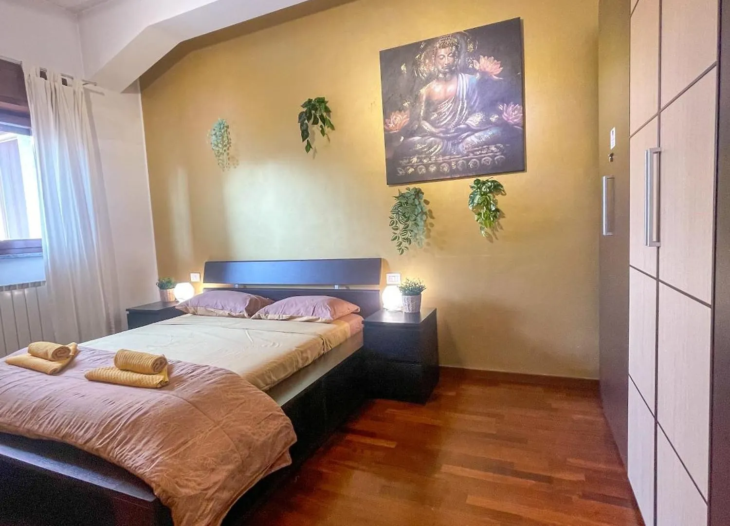 Home In Town - Niguarda - Metro M3 Sotto Casa - Duomo In 12Min Милан Италия